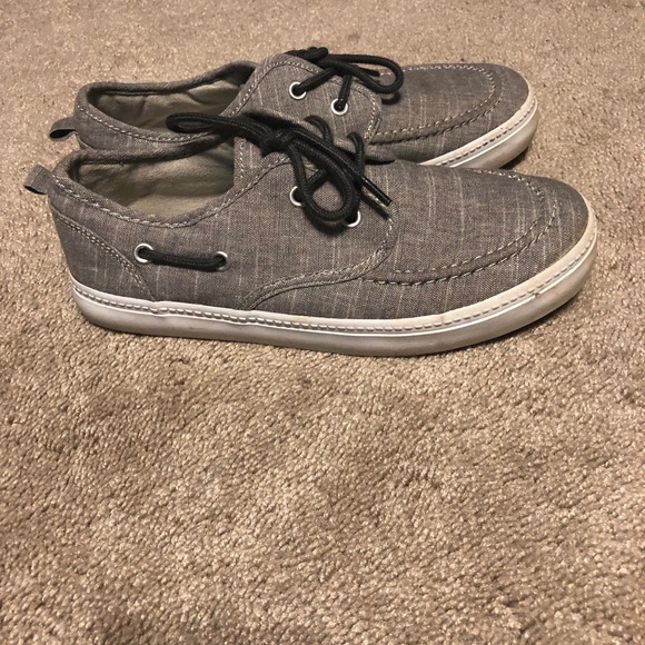Boy size 4 gray loafers - Picture 1 of 3